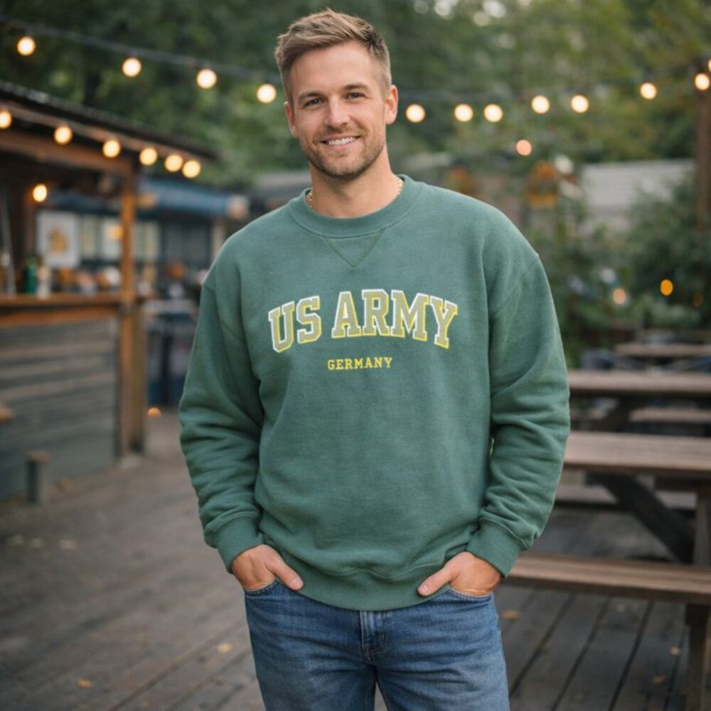 US Army Germany Men's Green Crewneck, Size Medium